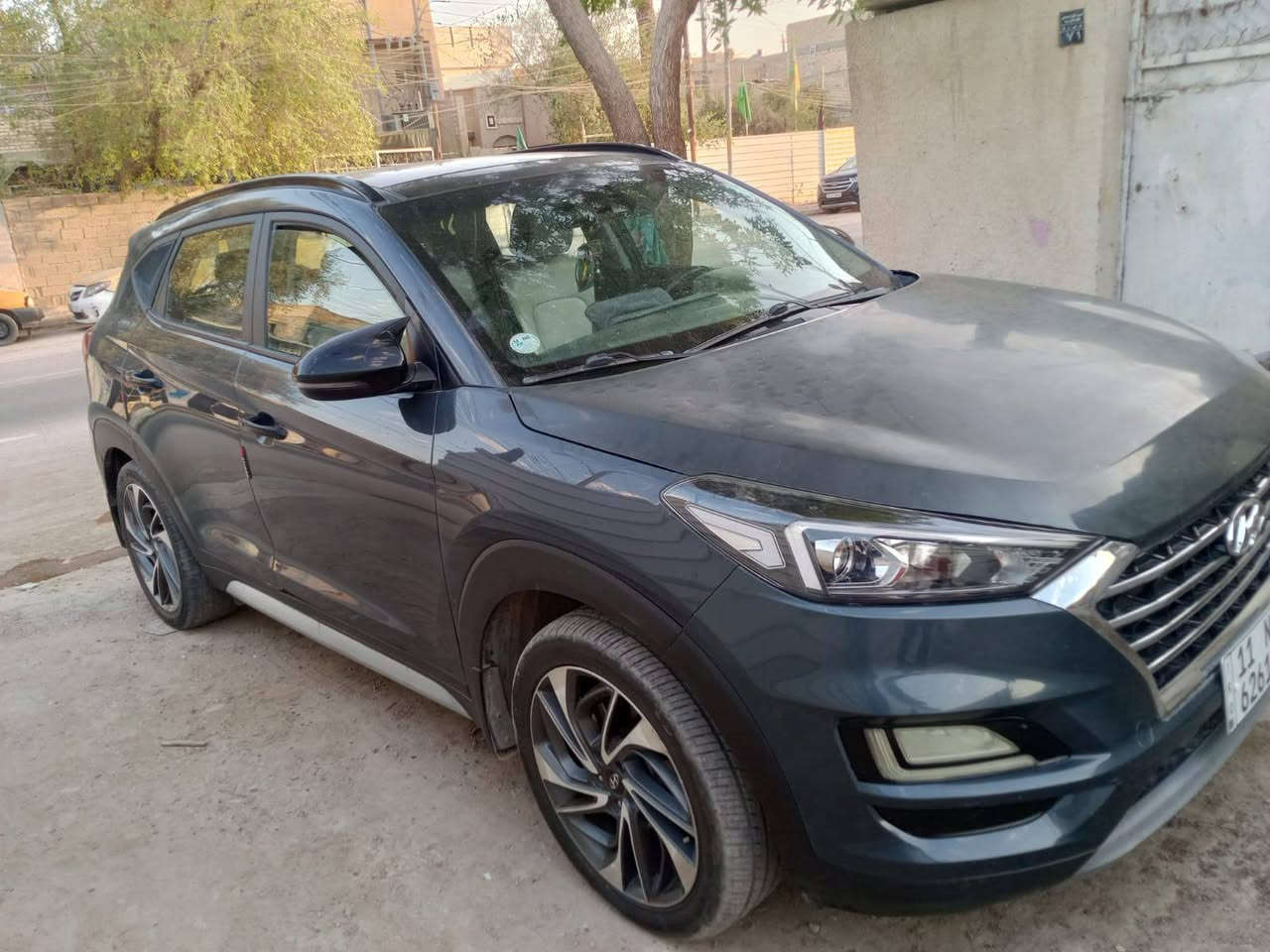 السلام عليكم للبيع سيارة هوندا توسان 2019 فول مواصفات 1/1 السعر 145 وبيها مجال العنوان بغداد الغزالية.     ***********
