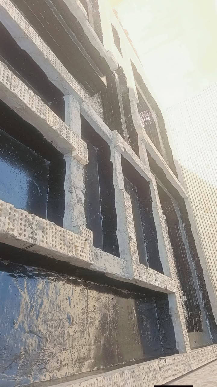 سلام عليكم جير السطوح والاساسات الاوزكام وكافه المباني بسعار مناسبه رقم ***********
