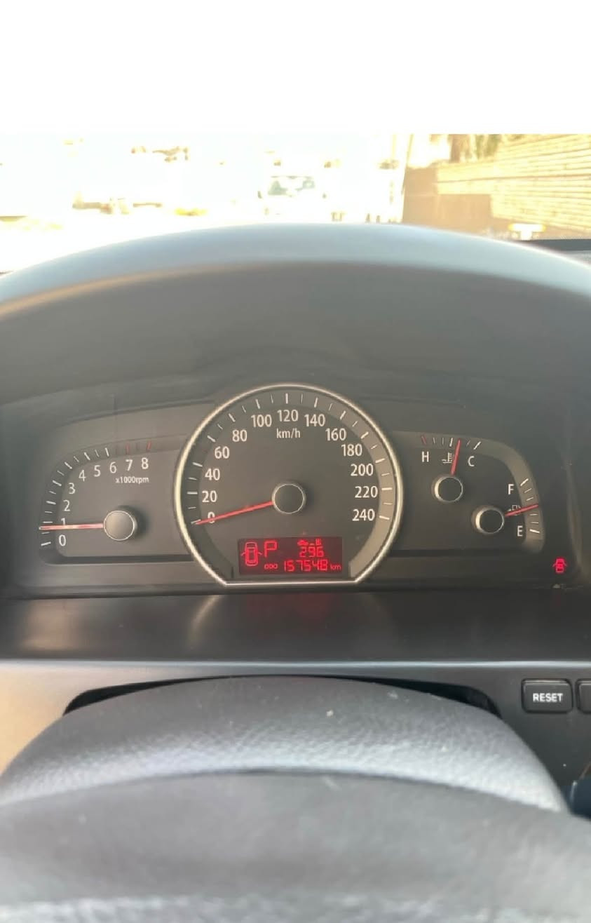 للبيع كيا موهافي  2014 محرك 6V 3800 بحالة جيدة، سيارة عائلية قوية ومريحة، ومناسبة للاستخدام اليومي والسفر.
• الموديل: 2014

•الممشى: 157000كم

 • السيارة مصبوغة جهة السايق 

• المكينة والقير كفالة بحالة جيدة

• الفحص متاح 

. تحويل مباشر سنوية جديدة 

📍 عنوان السيارة بغداد

 السعر: 124 ورقة 

السعر قابل للتفاوض بالمعقول 

للتوصل الرقم *********** او بالخاص
