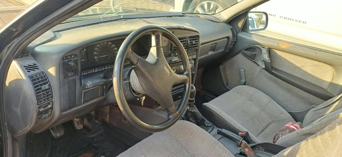 سلام عليكم  للبيع وبسعر مناسب
🚘 أوميگا حجم 20 — رقم كركوك 

✅ سنوية منتهى بل 2019
✅ المعاملة كاملة بس يتبدلن لوحات وهزه 
✅ اللون أسود
✅ ضرر ما بيها
✅ ما مصبوغة
✅ المحرك والگير شرط 
✅ صدر وتواير نص 
✅ السيارة جاهزة للبيع
💰 السعر: 16 ورقة
📌 مكاني جنوب الموصل حمام العليل 
📞 الاتصال ***********
