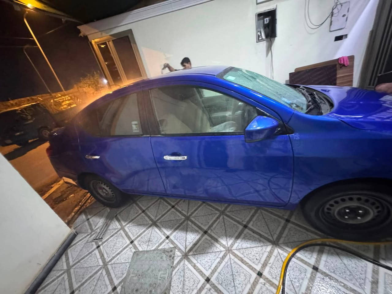 ٢٠١٦ سنويه لل٢٠٢٨ مكينه كير تبريد كله جديد حداد عوزه بس ربله صفحه السايق فقط باقي سياره جاهزه دوشمه وزنون وارضه كله جديد فول موصفات بيه ٣ قطع صبغ وبارد سعره ٧٨ مكاني البصره الزبير***********
