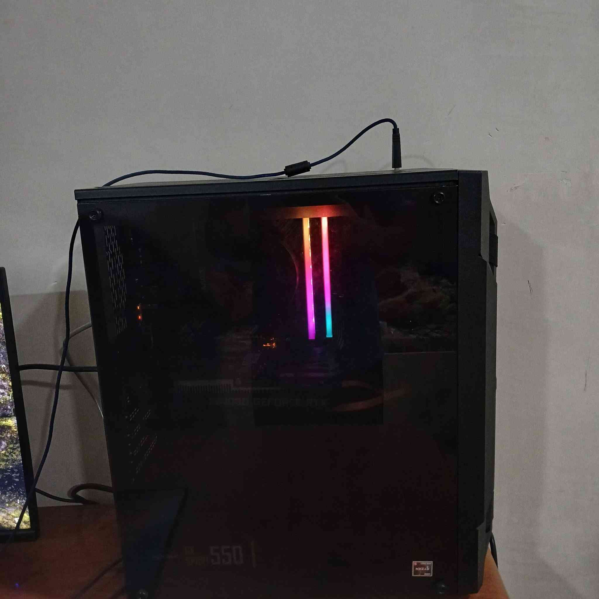 رايزن 5 5500 • RTX 3050 6GB • شاشة 24 بوصة 180Hz