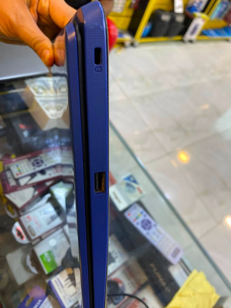 لابتوب Aecer. 
كوراي 3
جيل 10 
رام 8
هارد 1تيرا 
هارد 128 ssd
حجم 17

نظام وندوز 10 برو 

متوفر توصيل لجميع المحافظات 

للتفاصيل واتساب  ***********
