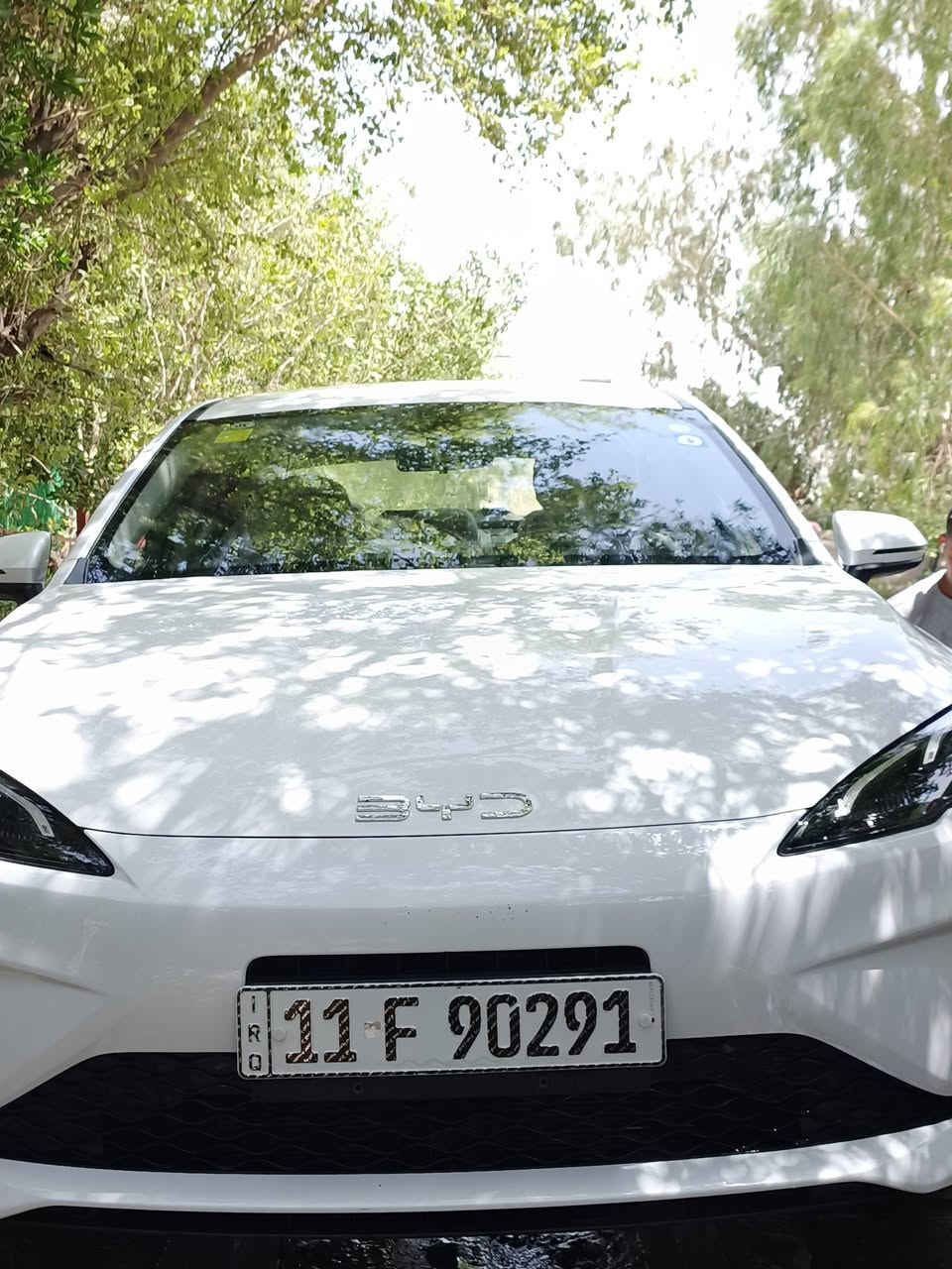 اخوان Byd Seal 5 2025
سيارة ماشية 11 الف عالمحرك المجموع الكلي 21،000 كم رقم بغداد باسمي كير محرك منظومة هايبرد كفالة عامة  
سيارة مكفولة من الصبغ بيها شخط بسيط اسفل باب السائق وبيها بارد خفيف بصندوق الجنطة
 للبيع فقط السعر 20مليون
 عنواني بغداد-الغزالية
*********** واتساب
*********** اتصال عادي

