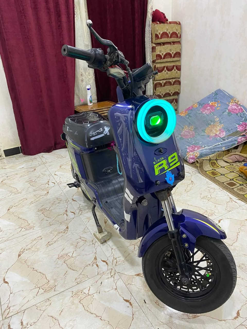 دراجه شحن ار 9 كفاله عنوان بصره سعر 450)***********
عنوان الزبير
