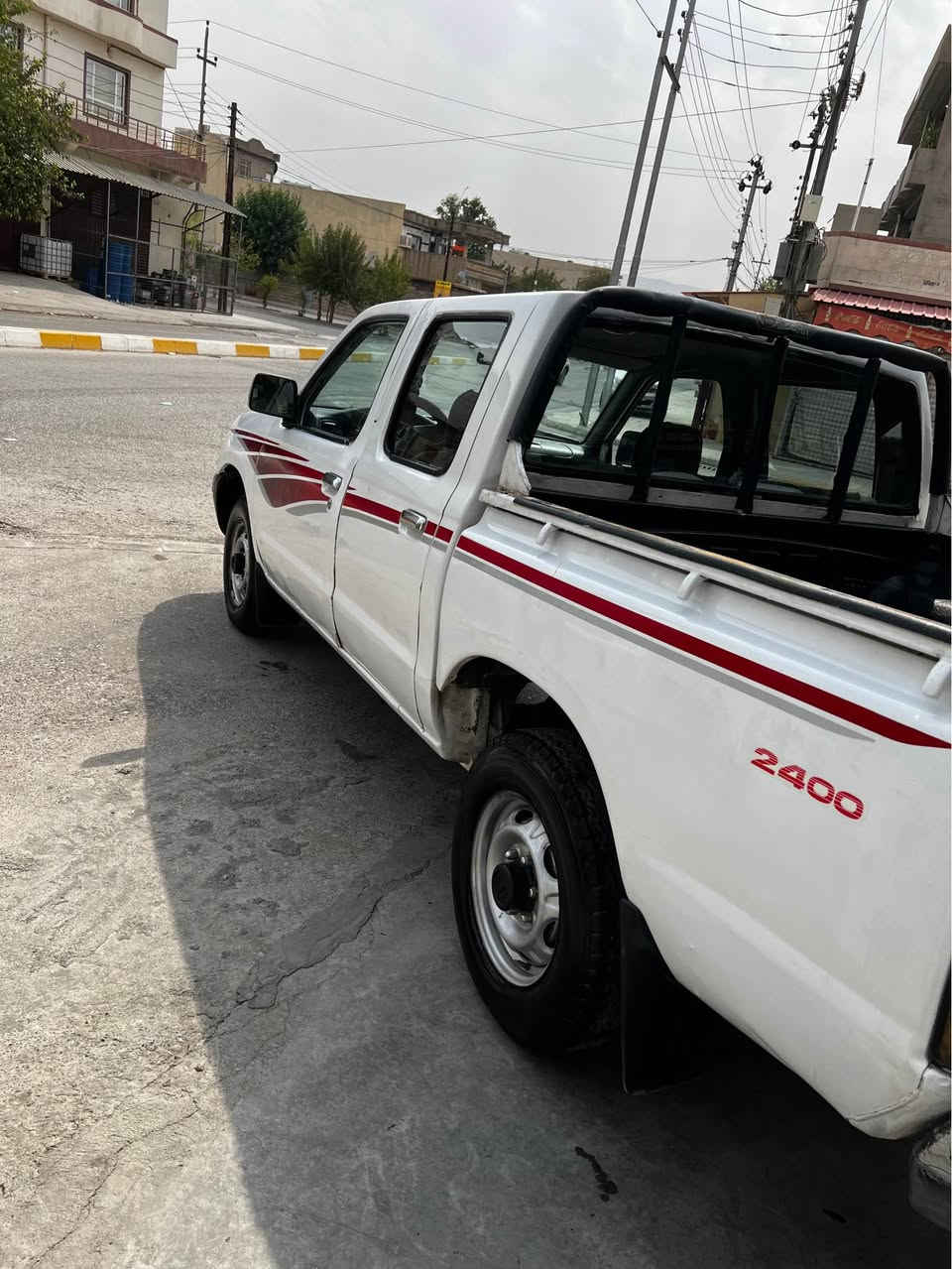 سەیارەکە ئاڕمی سلیمانیە بە شەرتی گێر و مەکینە و ئەکسل تەقەو رەقەی نەبی و بە شەرتی خرامە ئەیفرۆشم دوای معامەلە جەندی تیا بو بیگیرەوە مۆدیل ٢٠٠٢ تەبرید سارد و گەرم ئیش ئەکات ناو داشبل و گیچ هەموی تازە بۆم گۆریوە یەک دینار مەسرەفی تیا نیە مالی ئیشە سەقف و شان بۆیاخی نیە تابلی سەیارەکەی جوانە و بئ مەسرەفە یەک دینار مەسرەفی تیا بو پارە ببرە لە رەسمەکە جوانتر نەبوو نەتەوی سعری ٧٥ گەڵاو و معامەلەیکی زۆر کەم 
ژم *********** وەتس ئەپ و فایبەر لە سەر هەمان ژمارەیە السليمانية, العراق
