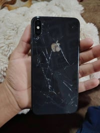 آيفون XS ماكس • ٦٤ • سلفي ما شتغل