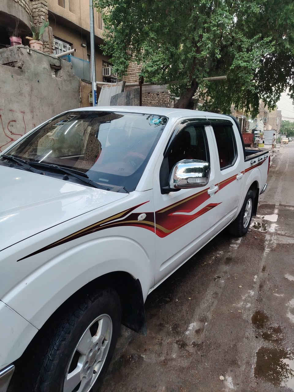 نيسان نيفارا ٢٠١٥ بغداد اتوماتيك رقم دولي سنتر لوك محسن خليجي فول مواصفات تبريد تدفئه صدر جديد مكفوله مكينه بلاد  وكير وشاصي استخدام شخصي ماشيه ١٦٤ مغلفه ارضيه جلد ويل كب منظومه سرقه سنويه ٢٠٣١ داخله هزه بأسمي مصبوغه أثر جراد مكانه بغداد شعله الأولى *********** سعر ١١٠ وبيها مجال
