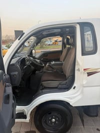 كيه حمل مديل نثيه مديل 2024محركه 2700السياره تبريد ثلج ماخذه زيره ماشي...