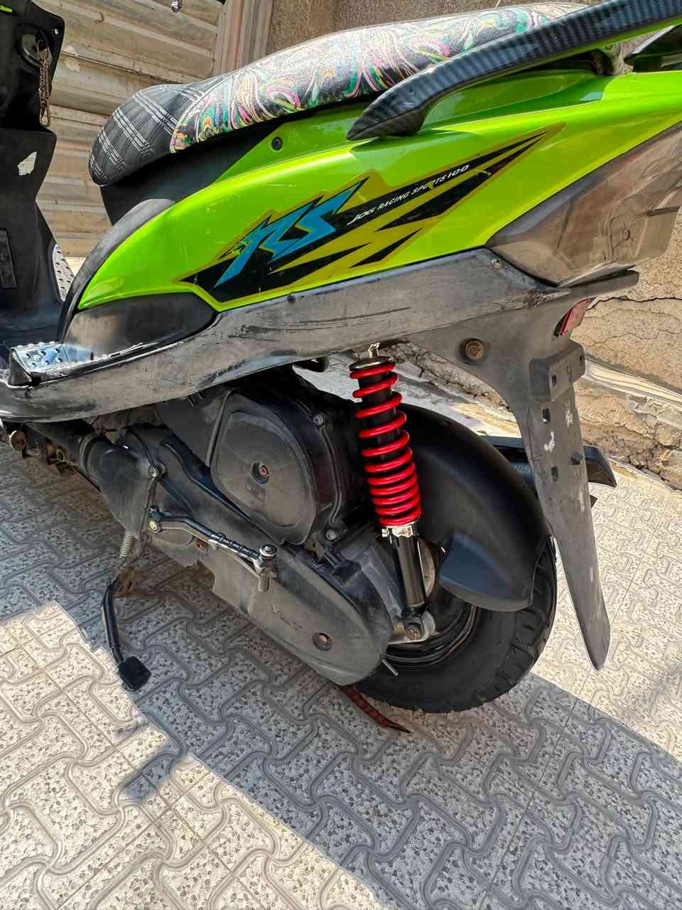 السلام عليكم
ماكس عدله للبيع مكينه بلادي(كدامك الصوره)

تاير  ودبل جديد 🏍️

كفرات تجاري

كهربائيات شغالة سلف هندر🔊 

ما ناقصهة اي شي شغل وترايك للبصرة💫 
 
السعر 650 

توااصل واتساب ***********
