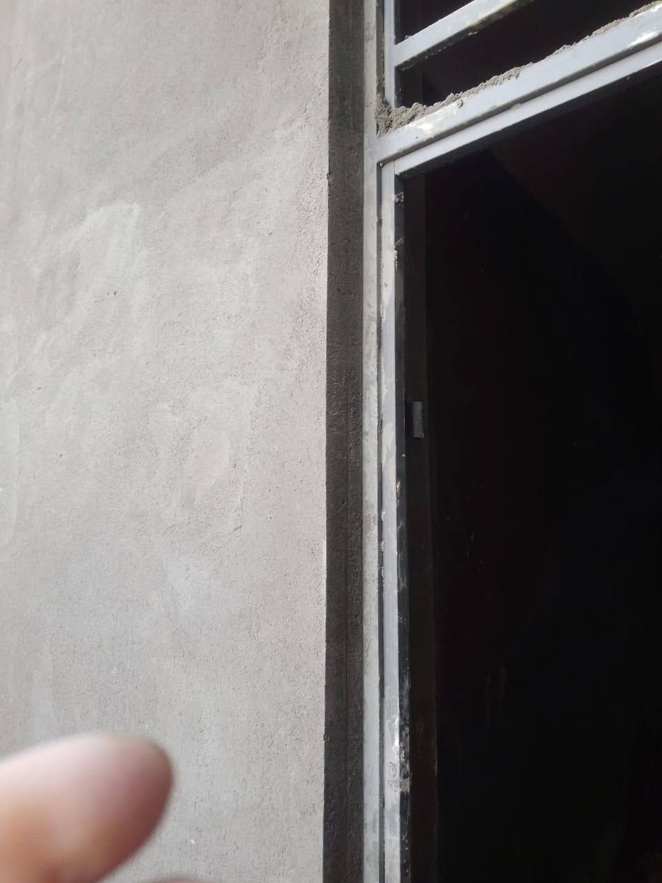 يا الله خلفه لبخ جص بورك عملنه قطعي متر وبليوميه شغل درجه اولى شوف بعينك ناصريه مركز ***********
