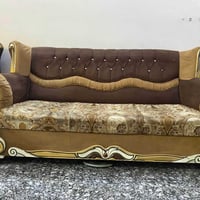 تخم قنفات جديده  السعر ٣٥٠ الف وبيها مجال مكان بغداد الغزاليه 07718993...