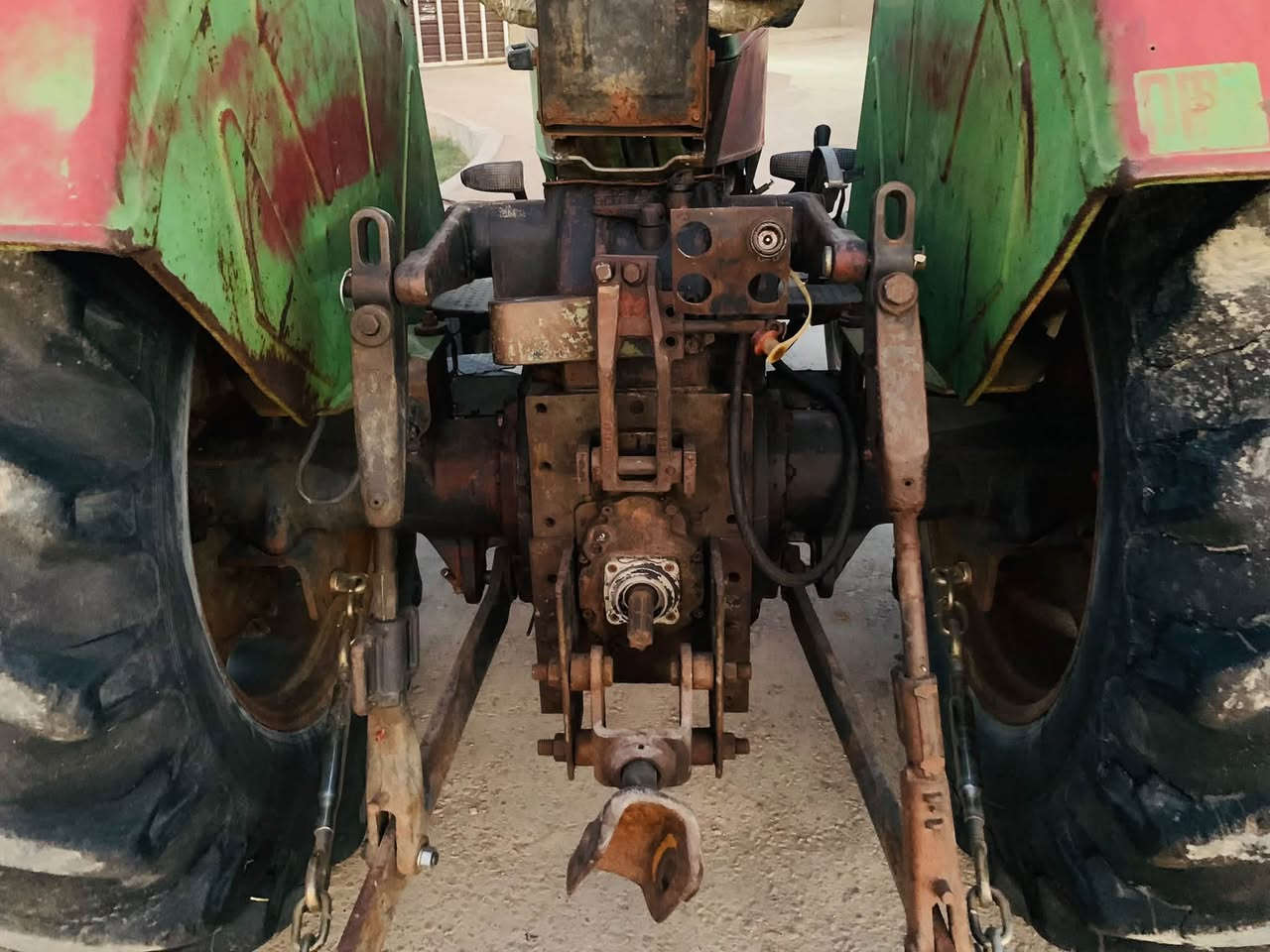 البيع مكينه سيرت موديل99 مكينه جاهزه علا آخر حبايه مال شغل مكينه وكير خير من الله كير ما مفتوح مكاني واسط الشحميه سعر 5وبيه مجال 
تصل ***********
