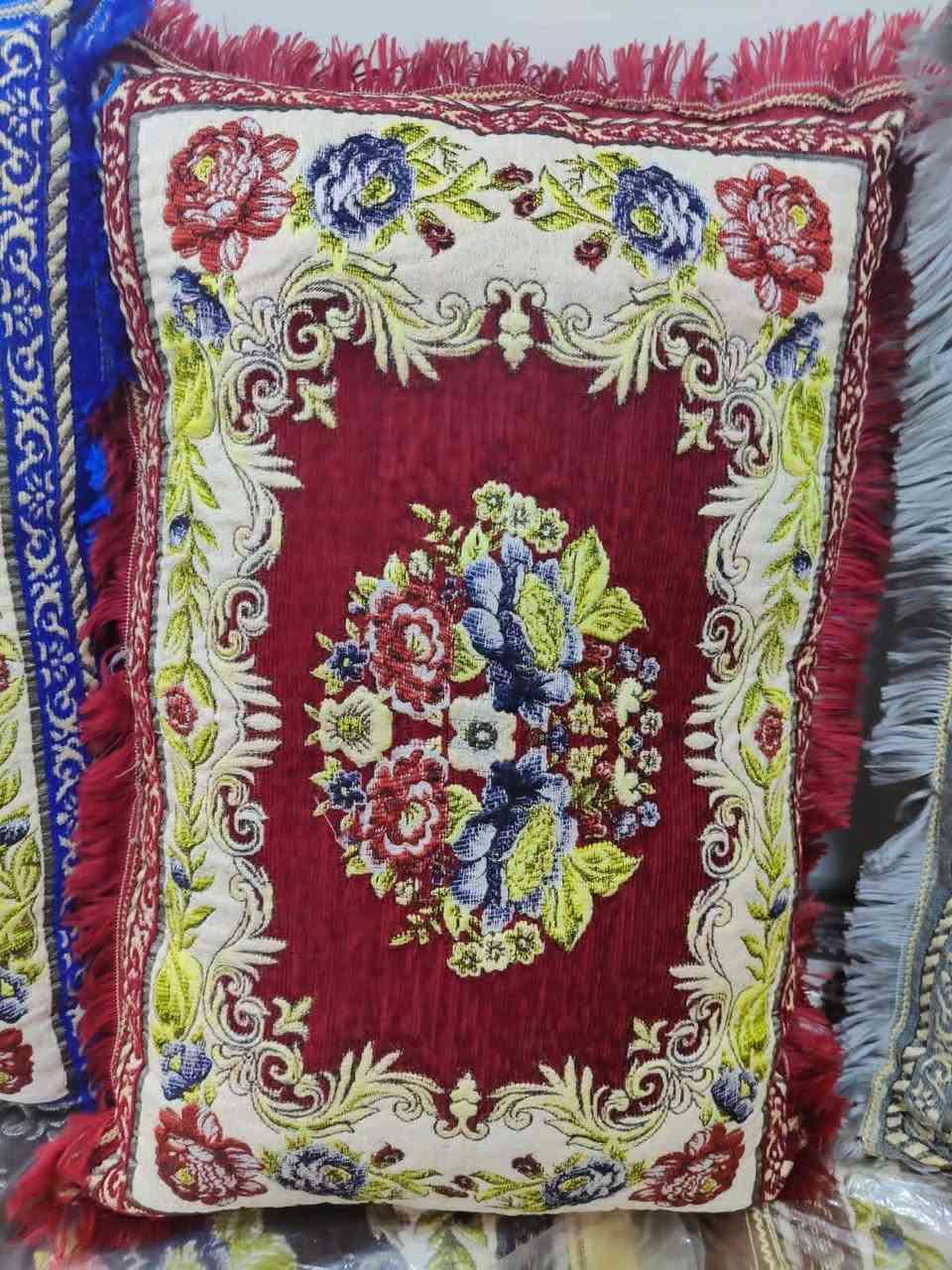 عندنا وجود مال مخاد سوري درزن ب 18 توصيل داخل مدينه الصدر منطقه الدسيم هذا رقم الهاتف *********** فد على الواتساب
