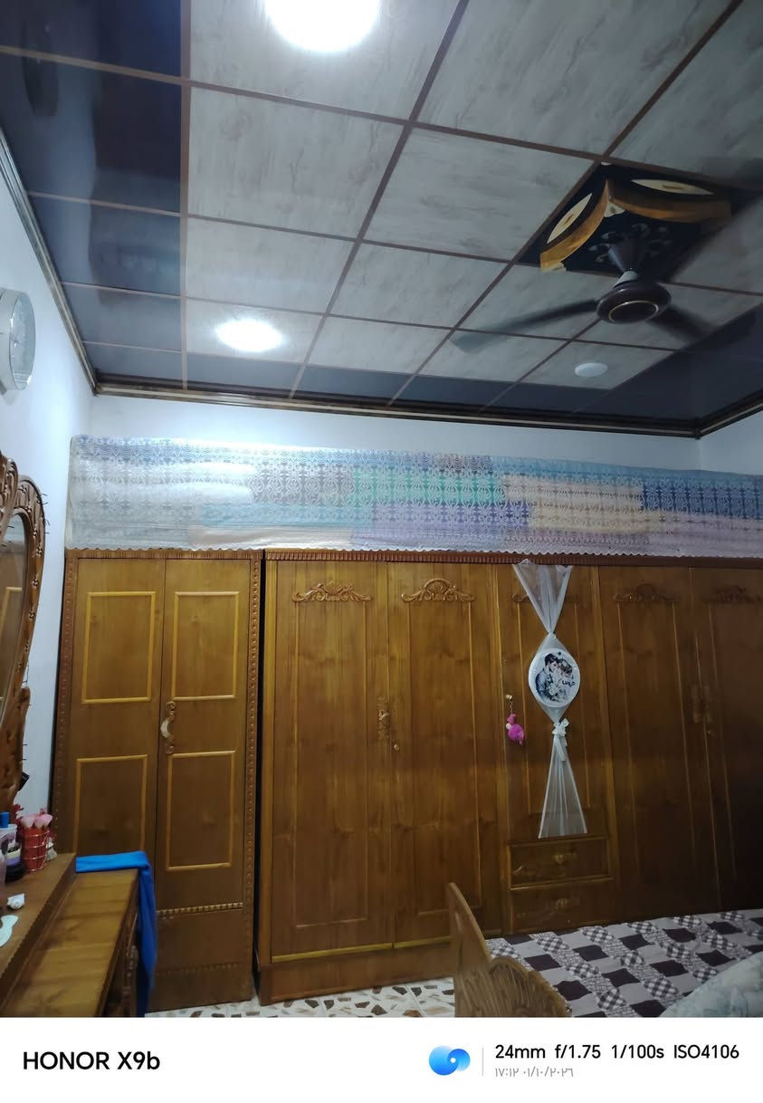 سلام عليكم بيت البيع 100 مربع طباقين الجوه كمل ولفوك هيكل قرب زيونه الي يم المرور السعر 45.       ***********///////***********

نص مكتوب في الصور:
- HONOR X9b 24mm f/1.75 1/100s ISO759 ١٧:١٢ ٠١/١٠/٢٠٢٦
- HONOR X9b 24mm f/1.75 1/100s ISO2019 ١٧:١٣ ٠١/١٠/٢٠٢٦
- HONOR X9b 24mm f/1.75 1/100s ISO128 17:13 01/10/2026
- HONOR X9b 24mm f/1.75 1/33s ISO903 17:16 01/10/2026
- HONOR X9b 24mm f/1.75 1/100s ISO4106 14:12 01/10/2026
- HONOR X9b 24mm f/1.75 1/100s ISO132 17:12 01/10/2026