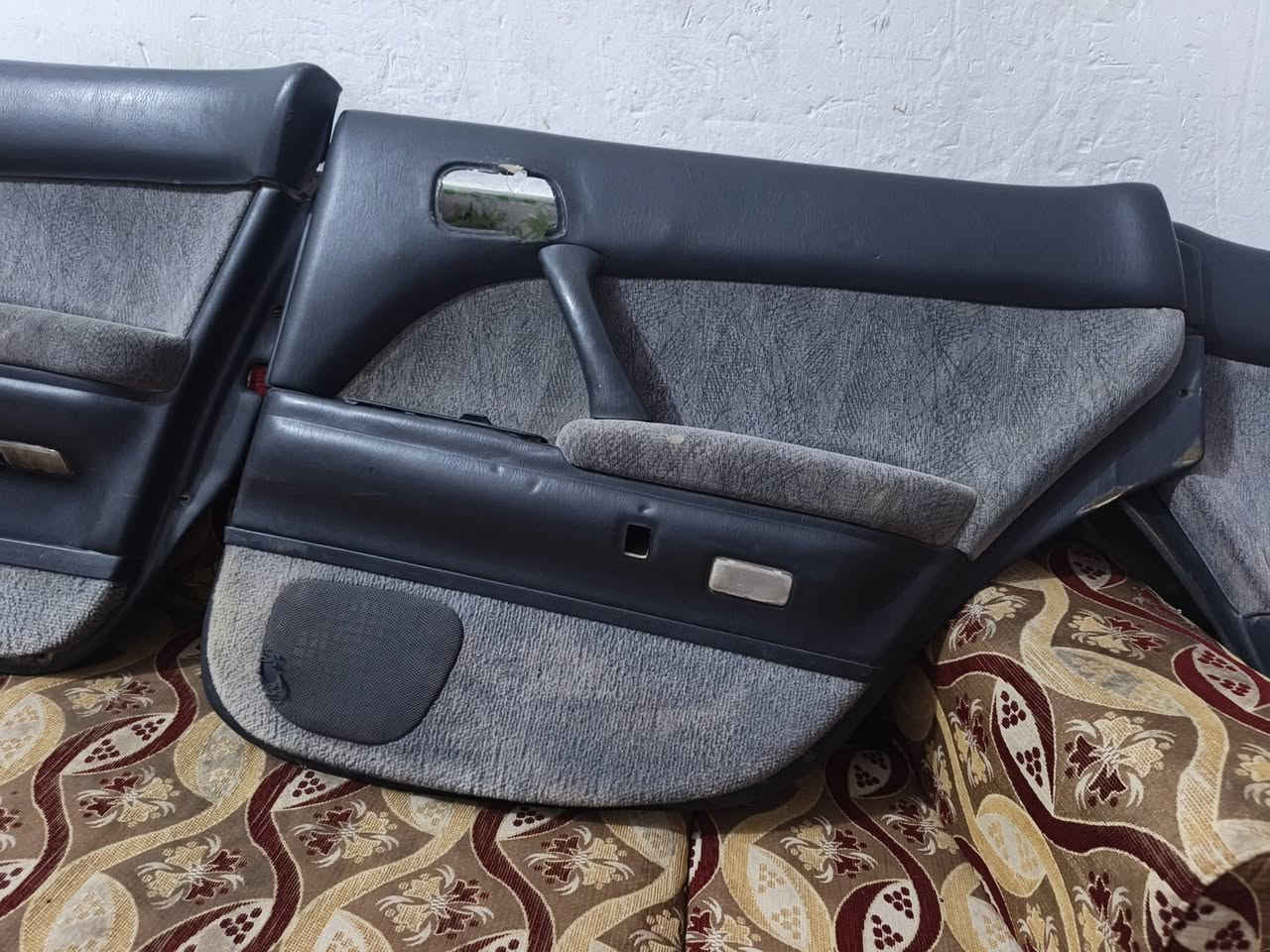 بطه بطه البيع السعر مناسب العنوان ميسان قضاء كميت ***********
