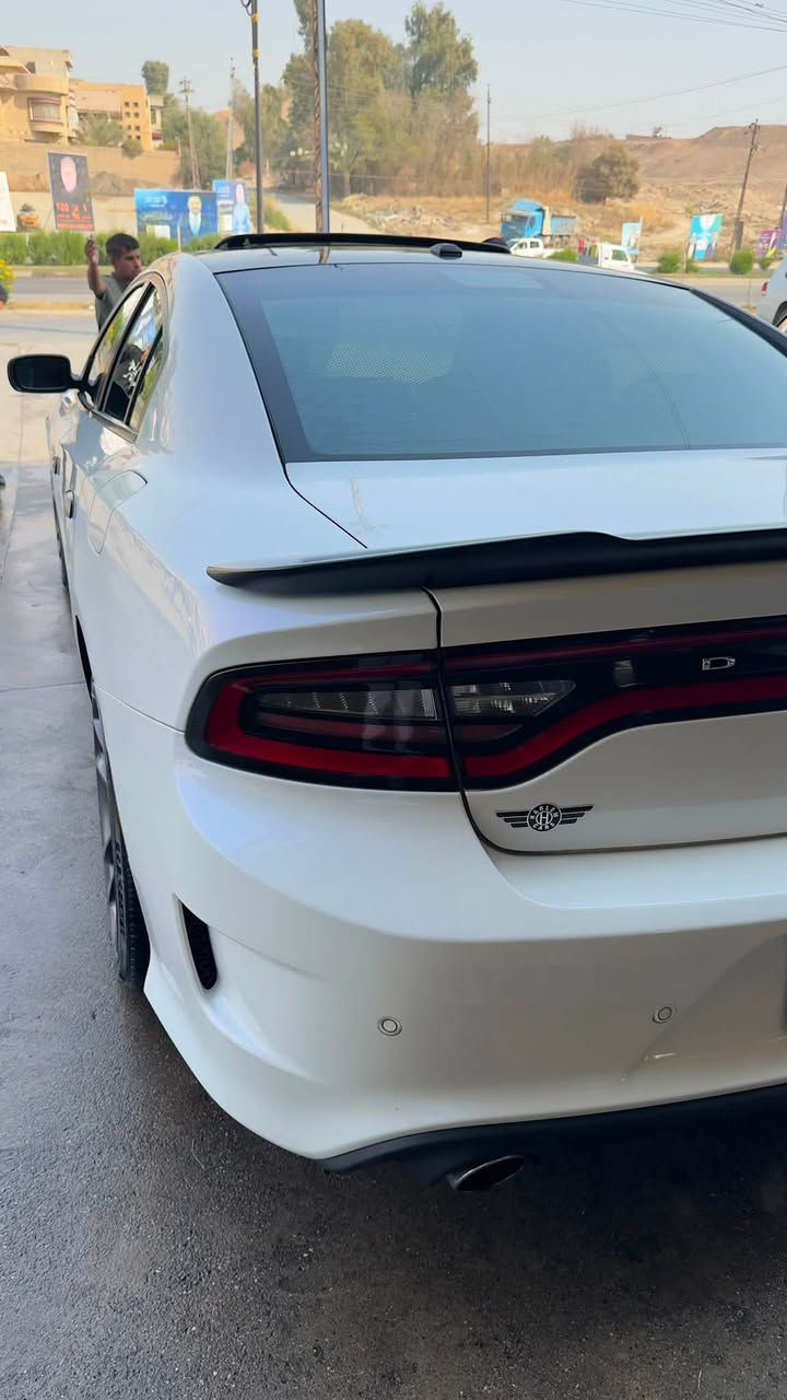 جارجر سكات باك خليجي هارلم 2021 مغلفةppf بالكامل محرك 6400 ماشية 35 الف كيلوا فقط داخل احمر رادار امامي جانبي كشن خزن فووووول اعلى فئة سعرها 340 ومجال مكانها الموصل رقمها اربيل ***********
