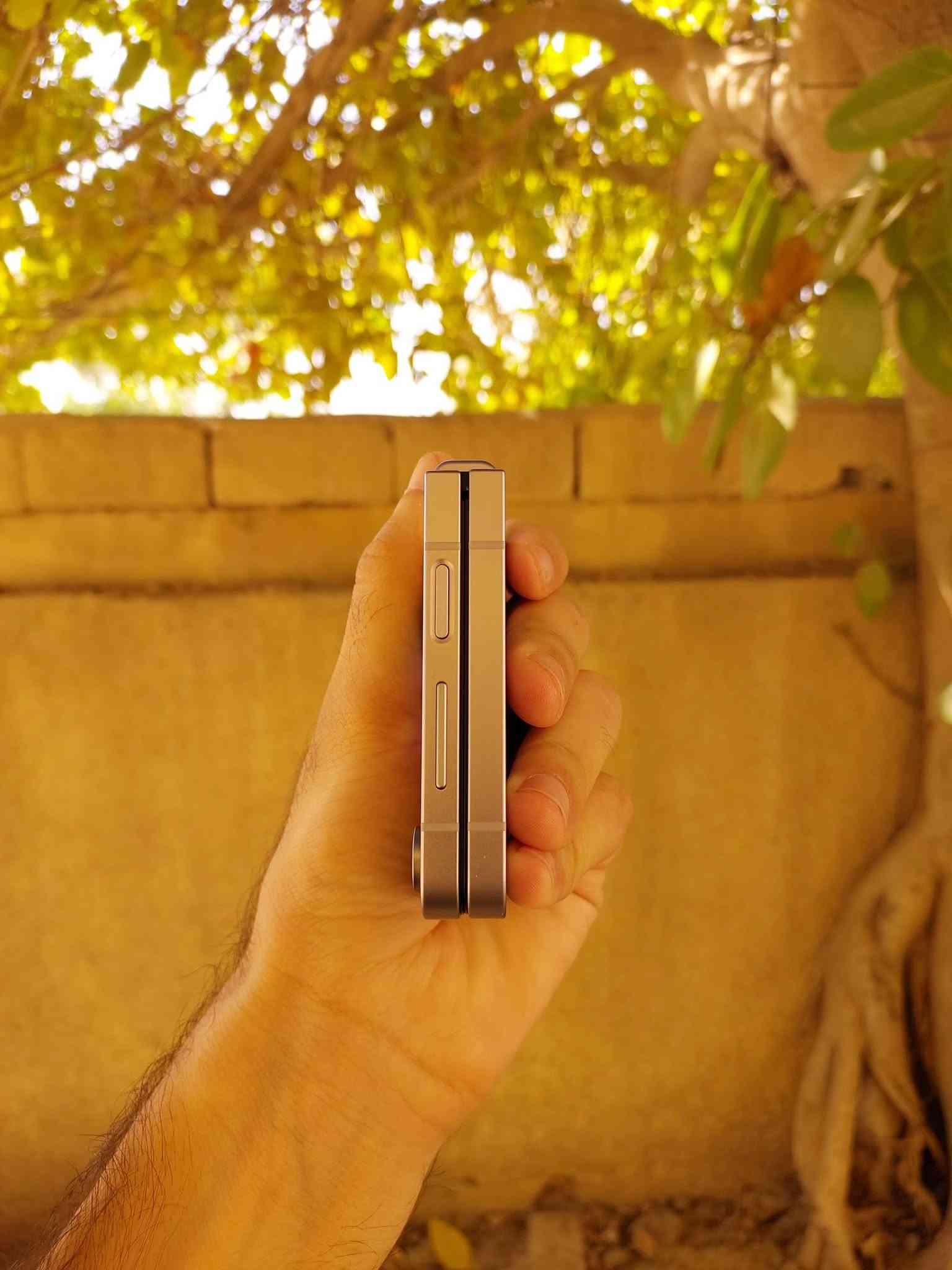 السلام عليكم
للبيع او أمراوس
Z فلب 6

ذاكرة 512 رام 12

ملحقاتة فقط حافظة 

SIM 1+ eSIM

نضيف استعمال قليل 

خالي من اي عطل او شخط 

مكاني بغداد المحمودية او اللطيفية 

السعر 750 

واتساب 
***********
