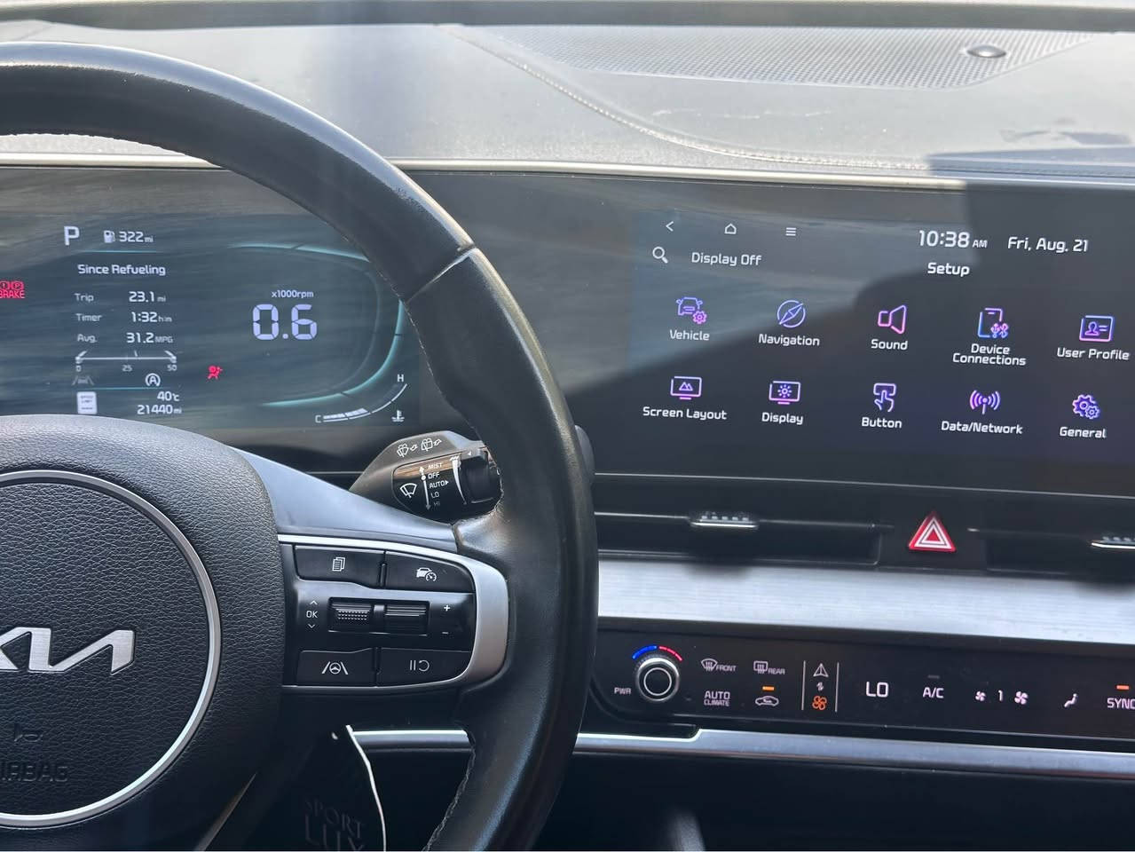Kia Sportage Ex 2024 Black 2.5L vin: 5XYK33DFXRG232709
السلام عليكم 
كيا سبورتج 2024 فول 1/1 عدا الفتحة 
ماشية 21 الف فقط 
بيها ضرر بابين عكس سائق 
رقم اربيل شرط تحويل 
مكانها موصل حي الوحدة 
*********** موصل, نينوى
