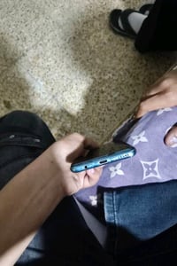 للبيع • اعلان قصير • موبايل