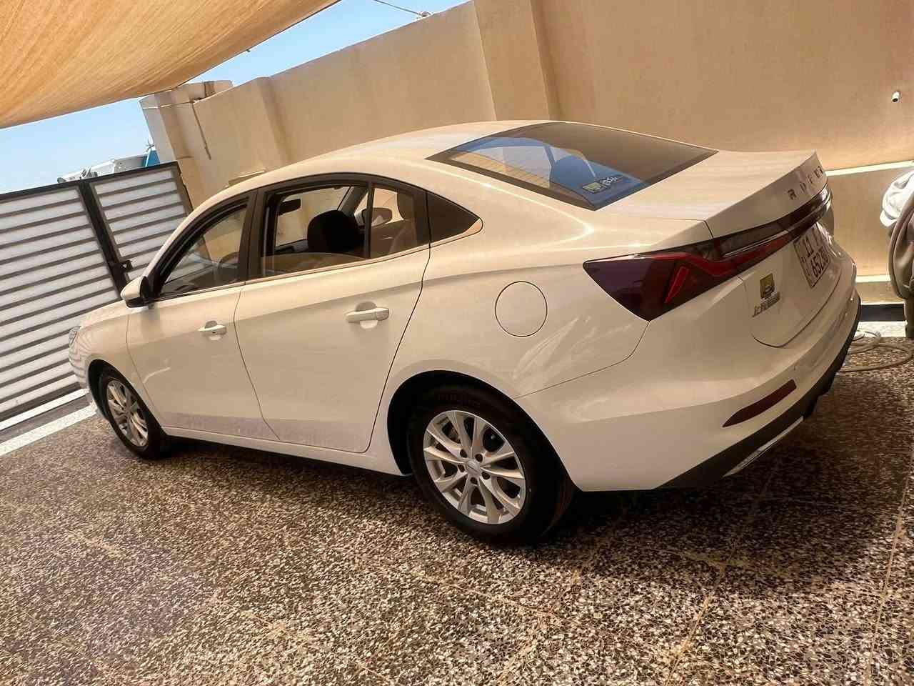 سلام عليكم سياره للبيع ام جي روي ٢٠٢٤زيرو سياره ماشيه ٢٠٠٠كالفه عامه سعرها ١٦مليون بيه مجال شي بسيط ام ضمان سياره ٣سنوات ***********
