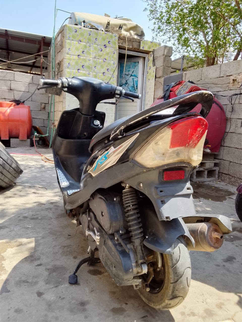 ماكس للبيع دراجه جاهزه الشغاله سلف سعر 375 وبيها مجال***********
