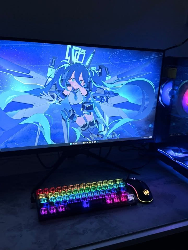 1. Intel Core i5-14400F 
2. MSI PRO B760M-E DDR5
3. 16GB DDR5 OLOy RGB – 2×8GB
4. ASUS Dual RTX 5060 Ti 16GB OC
5. WD Green SN3000 NVMe Gen4 – 1TB – ~5000MB/s
6. GAMDIAS AURA GP750 – 750W
7. HEROGEAR 420 Black
8. DeepCool AG400

شاشة 2k 180hz حجم 27
شاشة ثانوية عمودية 
ماوس Redragon
كيبورد MageGee
ماوس باد حجم كبير
سماعة HyperX Cloud II

للبيع ***********
