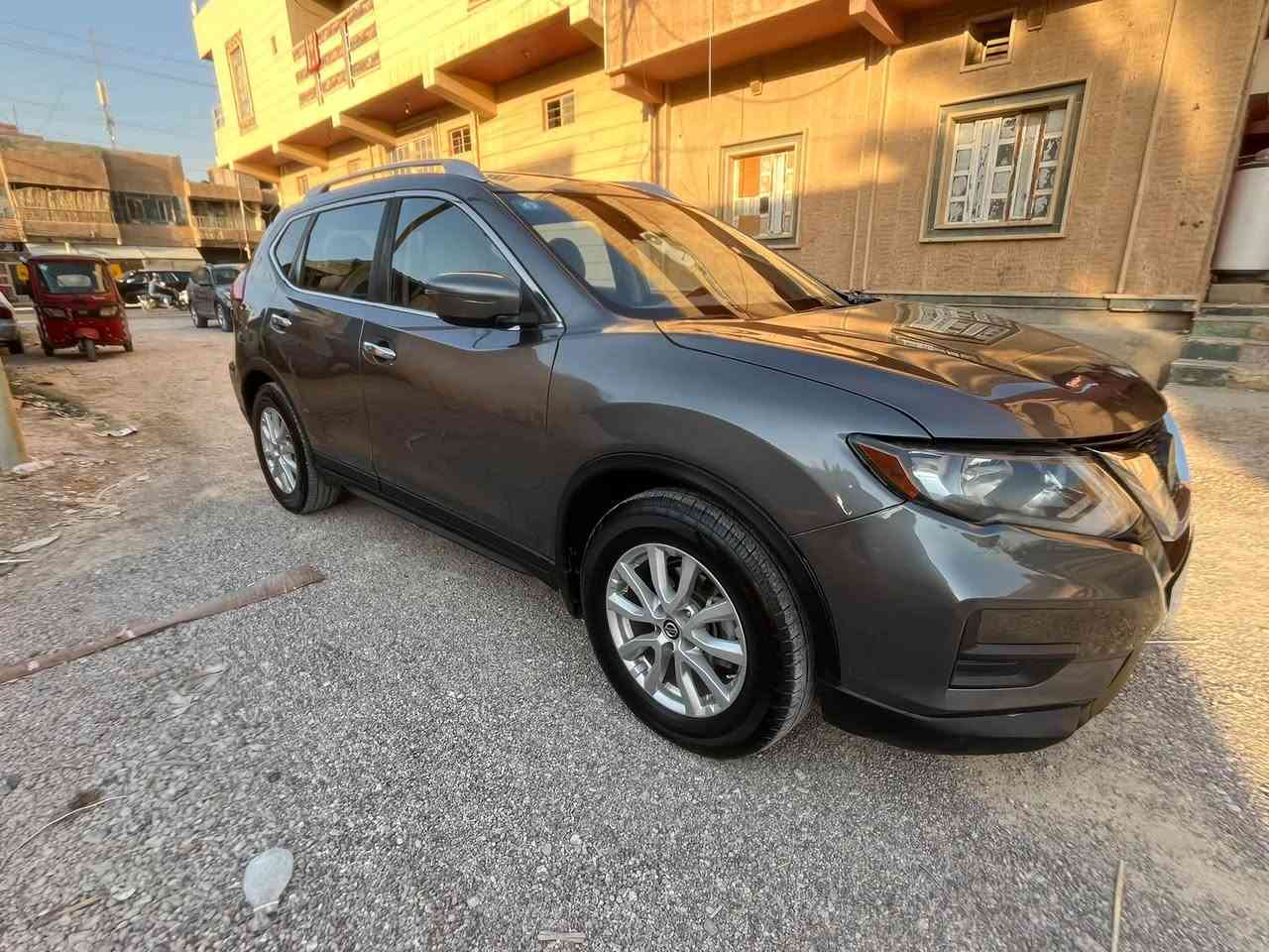 نيسان روج • ٢٠١٩ • ٤ سلندر ٢٥٠٠