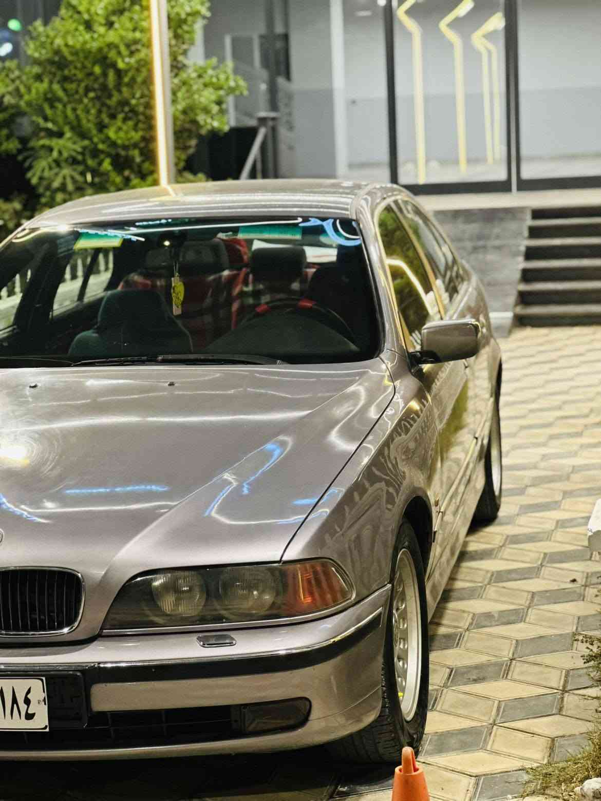 فڕۆشتنی خێرا  
سەقەر گێڕ عادی 2000 بێ ئاڕم هیجی نییە بەشەرتی گێڕ مەکینە تەبرید ساردو گەرم لۆک 525 دەبڵ دیجی تاڵی بیلاد گێڕ عادی بیلاد سکانی خۆمانە سەیارەکە هی ماعرەز نییە لۆک لۆکە بەشەرتی هەموو شتی 
ناونیشان سەید سادق  
*********** 
گۆڕەک واسئابی لەسەرە 
*********** 
سعری 41 گەڵاو کەمێ مەجال
وەری بگرە گوڵ ئەدمین السليمانية, العراق
