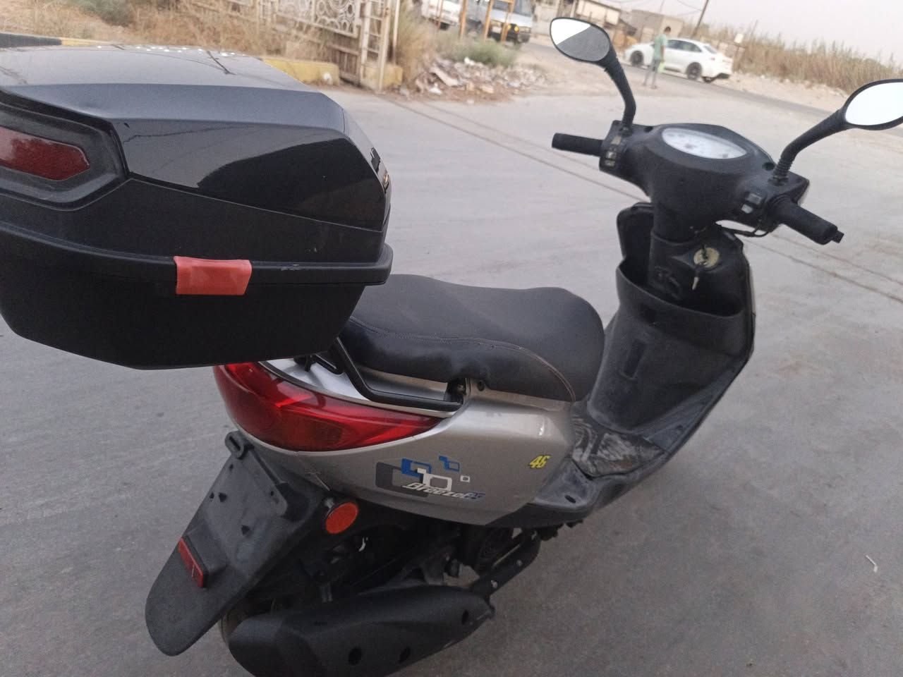 السلام عليكم دراجه بريز ببغاء للبيع مقفوله كفاله عامه سعر مليون وبيها مجال مكانه بغداد الشعله***********
