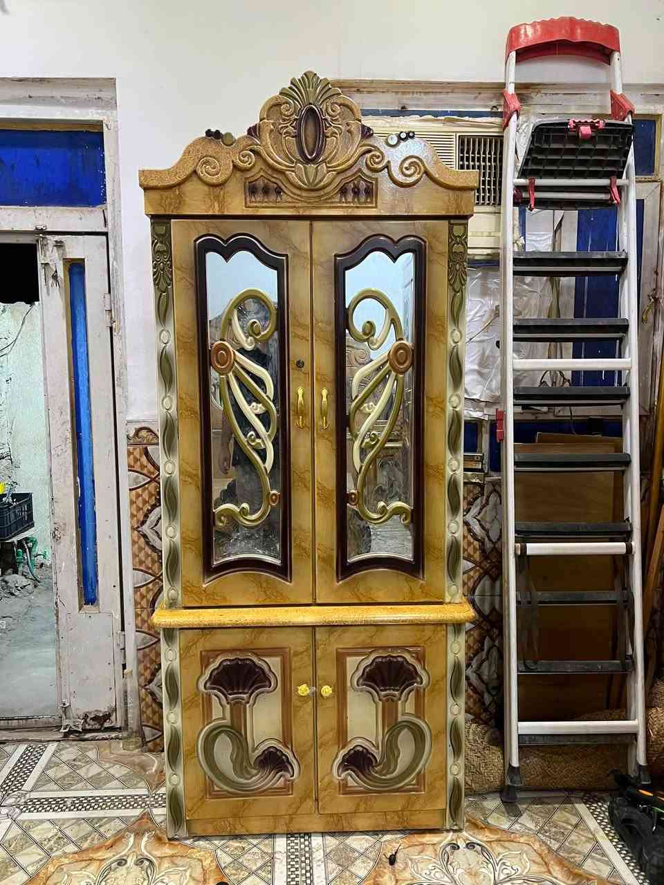 غرفه نجاره تسكام ام السته نضيفه كلش سعر 750 
مكان سوك الشيوخ حي العسكري 
***********
