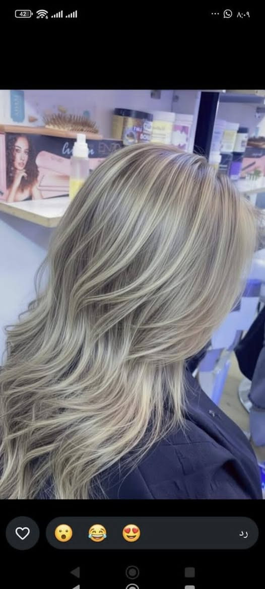 💇‍♀️حلاقه نونه للسيدات 💇‍♀️
يتواجد عدنا كلشي يخص المره 🥳😍
قسم البشره 😌🧴🧫
حفافه خيط وشمع  وتنظيف خفيف للبشره سنفره وقشير ب شفط الماسيّ كل هاذا ب ٧الالف فقط ❤️❤️‍🔥
تنضيف  عميق للبشره بجهاز الهيدروفيشل 🧴🫀
تنضيف خفيف للبشره  كلشي حلوه عدنا 🧽👯‍♀️
 جلسات درمابن ازاله التصبغات والكلف العميق 🙈🌚
جلسات لليزر  الكاربوني للتقشير الجلد الميت  ويساعد على تخفيف التصبغات 🥰😇
💞💞💞💞💞💞💞💞💞💞💞
💚💚💚💚💚💚💚💚💚💚💚
قسم الشعر 👱🏻‍♀️👩‍🦱
كل أنواع اصباغ الشعر  
المواد كلها اصليه  ابد ما بيها امونيه للشعر 
 صبغ + تخصيل + أوبري  حسب طلب الزبون 😇😇
تسريح الشعر بي ضمان 💯💯 ينغسل بنفس الوقت 
تسريح ومعالج الشعر ❤️‍🔥
قص الشعر 
شسوار 
وايفي 💞👩‍🦱👩‍🦱 
🤍🤍🤍🤍🤍🤍🤍🤍🤍🤍🤍مكياج تسريحات للعرايس والمناسبات 💄👩👱🏻‍♀️
💋💋💋💋💋💋💋💋💋💋💋
للحجز ☎️📞📱 ***********

نص مكتوب في الصور:
- حلاقه نونه