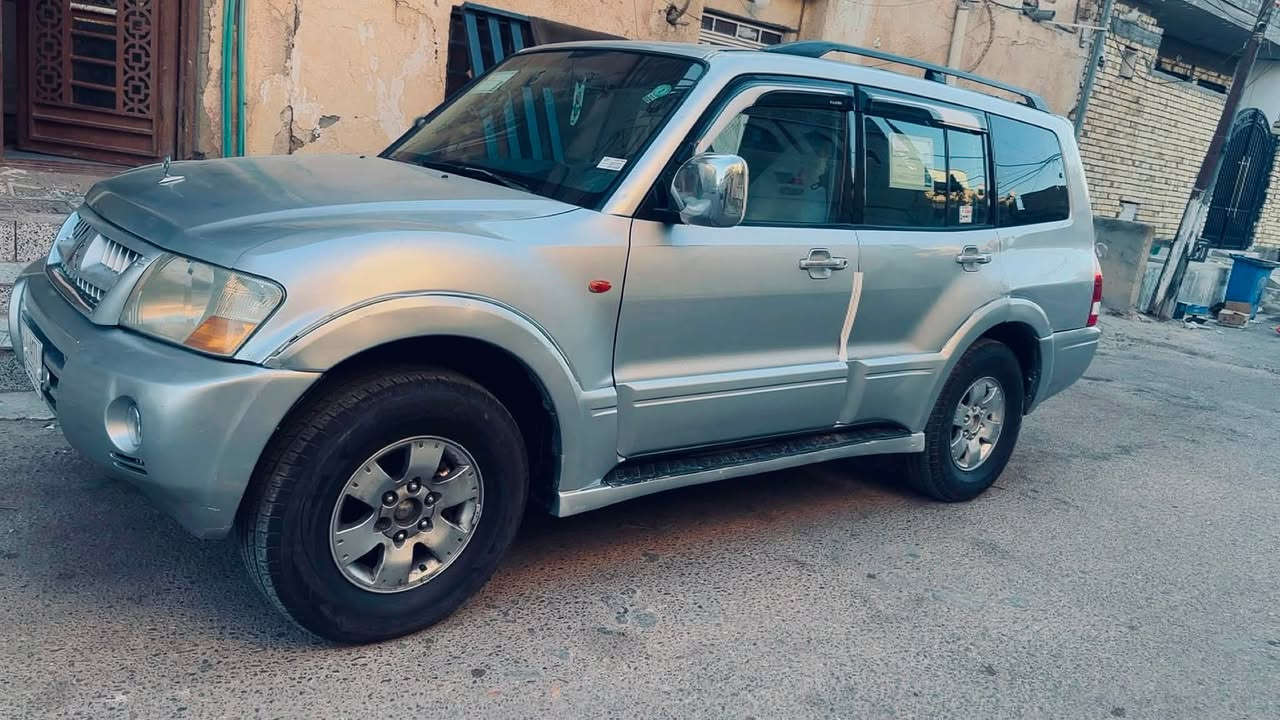 السلام عليكم باجيرو ٢٠٠٦ مكينه وكير جدد حداديه ٩٠٪؜ تخم تاير جديد تبريد سنويه جديده مشروع وطني بيهه مكانات صبغ ٧ راكب كهربائيات كلهه شغاله غرفتهه كلش نضيفه السعر ٦٨ مكاني العماره (***********
