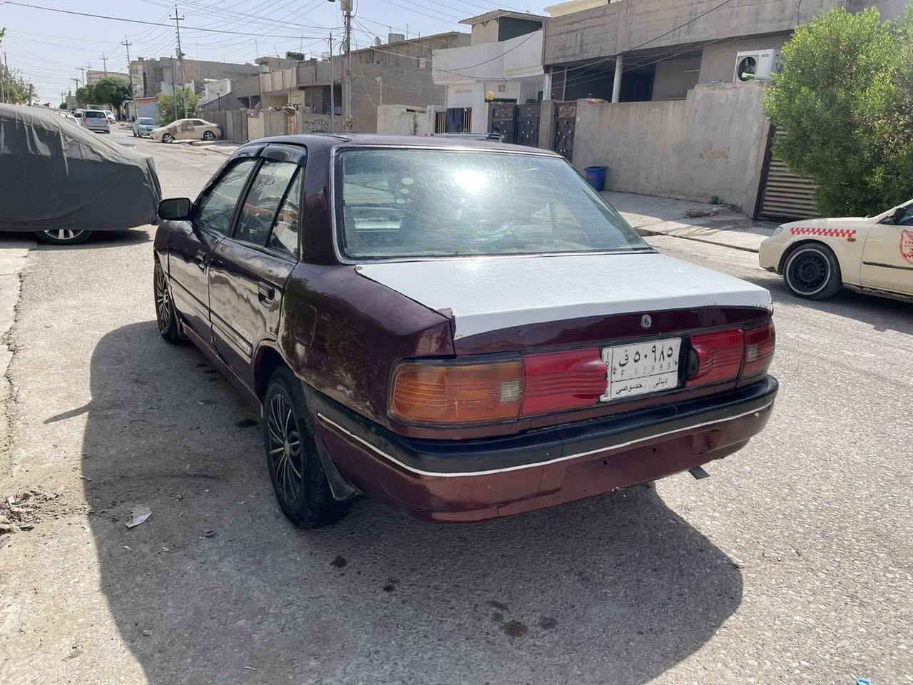مازدا ٣٢٣ مؤديل ١٩٩٢ گير اتؤماتيك مه كينه ٨و به خ سه نه وى و ئه وه ليات به شه رت گيرو مه كينه به شه رت كاره باى و ته قه و ره قه ى به شه رت شوين هه ولير نرخى ٢٠ وه ره قه 
و كه ميك مه جال ژ. م*********** أربيل, العراق

