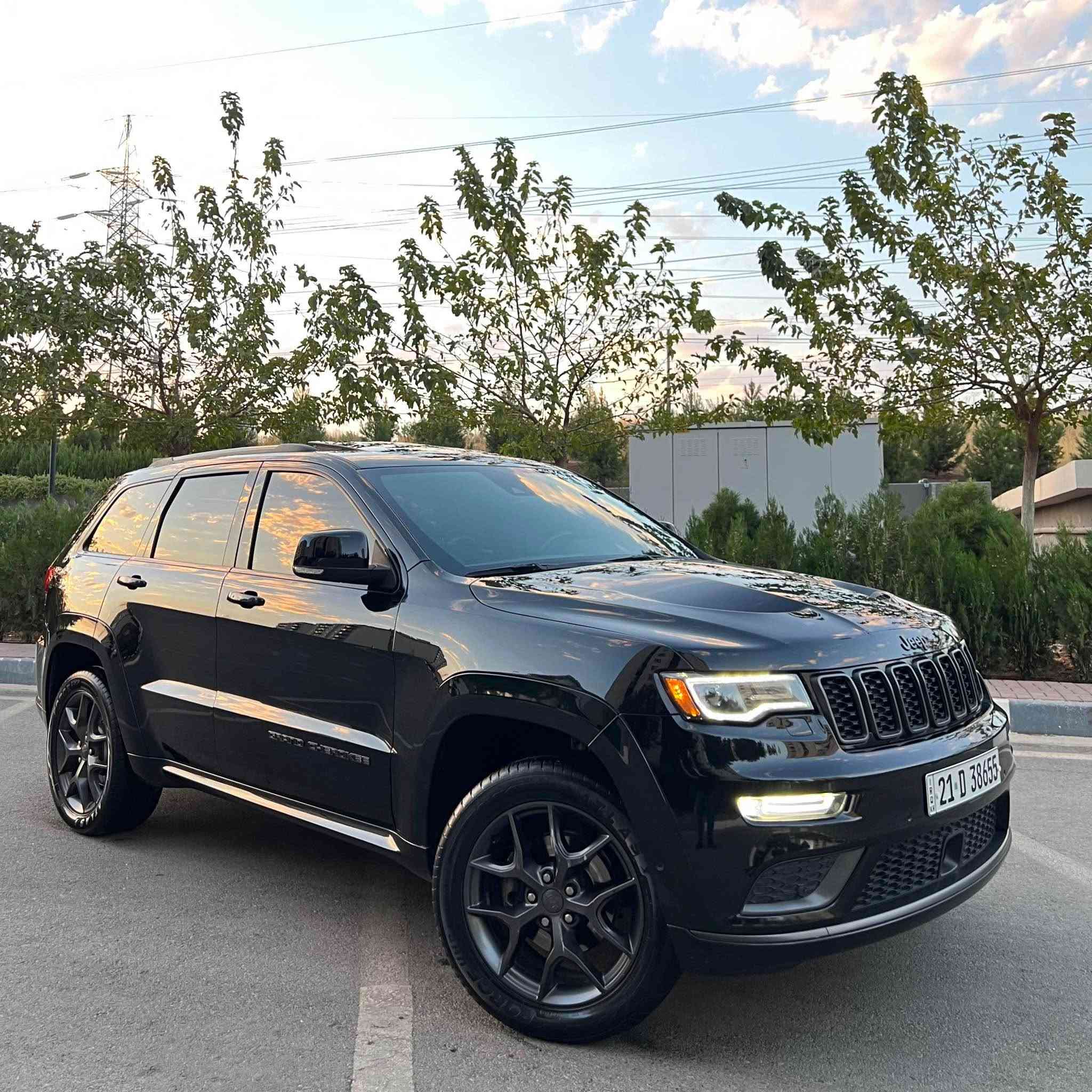 Jeep grand Cherokee X 2019
مواصفات X کەنەدی کلین تایتل 

‎تەنها 83000 کیلۆمەتر ڕۆیشتووە گێر و مەکینەی نەکراوەتەوە و کارەبایی و تەقە و رەقە و هەموو گیانی بە شەرت 

فول مواصفات (رادار گەورە - راداری خەتی جادە - اوتو پارک - راداری پشت و پێش و تەنیشت - کوشن هیتر - کوشن کارەبا - کوشن خزن میموری - تحدید سرعە - حاسەی پێش و دوا - شاشە گەورە - لایت لید و زینون - پلاجیکتۆر لید - صندوق کارەبایی  - بەسمە و شغال - زۆر مواصفاتی تر ...)

کەنەدی کلین  تایتل راپۆرتی carfax ی هەیە کلینە 
بێ بۆیاخ بێ سارد بێ چال بێ شوخت دەعامی بۆ دەعامی بە شەرت لۆک لۆکە 

سعر 260 وەرەقە و مجال 
شوین سلیمانی 
تلفون ***********

Jeep grand Cherokee X 2019
مواصفات X کەنەدی کلین تایتل 
83000 الف کیلومتر ماشی محرک و کیر مو مفتوح و مابی ای خلل 

فول مواصفات x معروفە ( رادار امامی کبیر - رادار خط شارع - auto park - رادار امامی و خلی و جانبی - کشنات جلد - کشنات خزن - کشنات تدفئە - تحدید سرعە - حساسات امامی و خلفییە - شاشە کبیرە - لایتات لید و زینون - بلاجکتور لید - صندوق کهربائی - بصمە و تشغیل عن بعد و بعد بیها هوایە مواصفات... )

وارد کندی کلین تایتل بشرط فحص و رابورت carfax 
مکفول کفالە عامە بدون صبغ بدون بارد بدون شخط بدون رصعات لوکککککک بالباکیت نفس زیروووو

سعر 260 ورقە و مجال بسیط
مکان سلیمانییە 
تلفون *********** السليمانية, العراق
