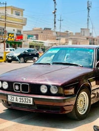 BMWموديل 1991رقم اربيل لون عنابي سنويه لل 2031بسمي سياره مكفوله من ضرب...