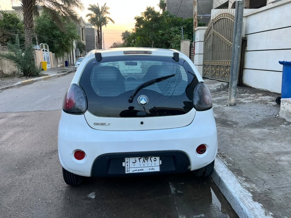 جيلي باندا • ٢٠١٢ • المعالف