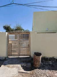بيت زراعي • ٢٠٠م • غرفتين
