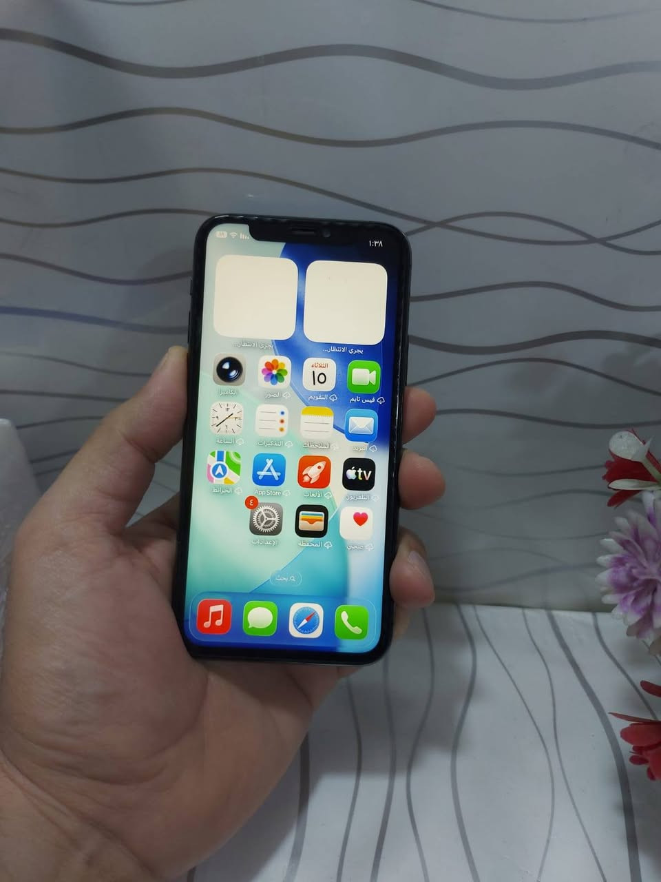 ايفون 11 برو ذاكره 512 بطاريه 100 جهاز مبدل شاشه وبطاريه جهاز بي فطر واحد بس المس شغال طبيعي كله شغال فول مكاني بغداد سعر 160 الف قفل
