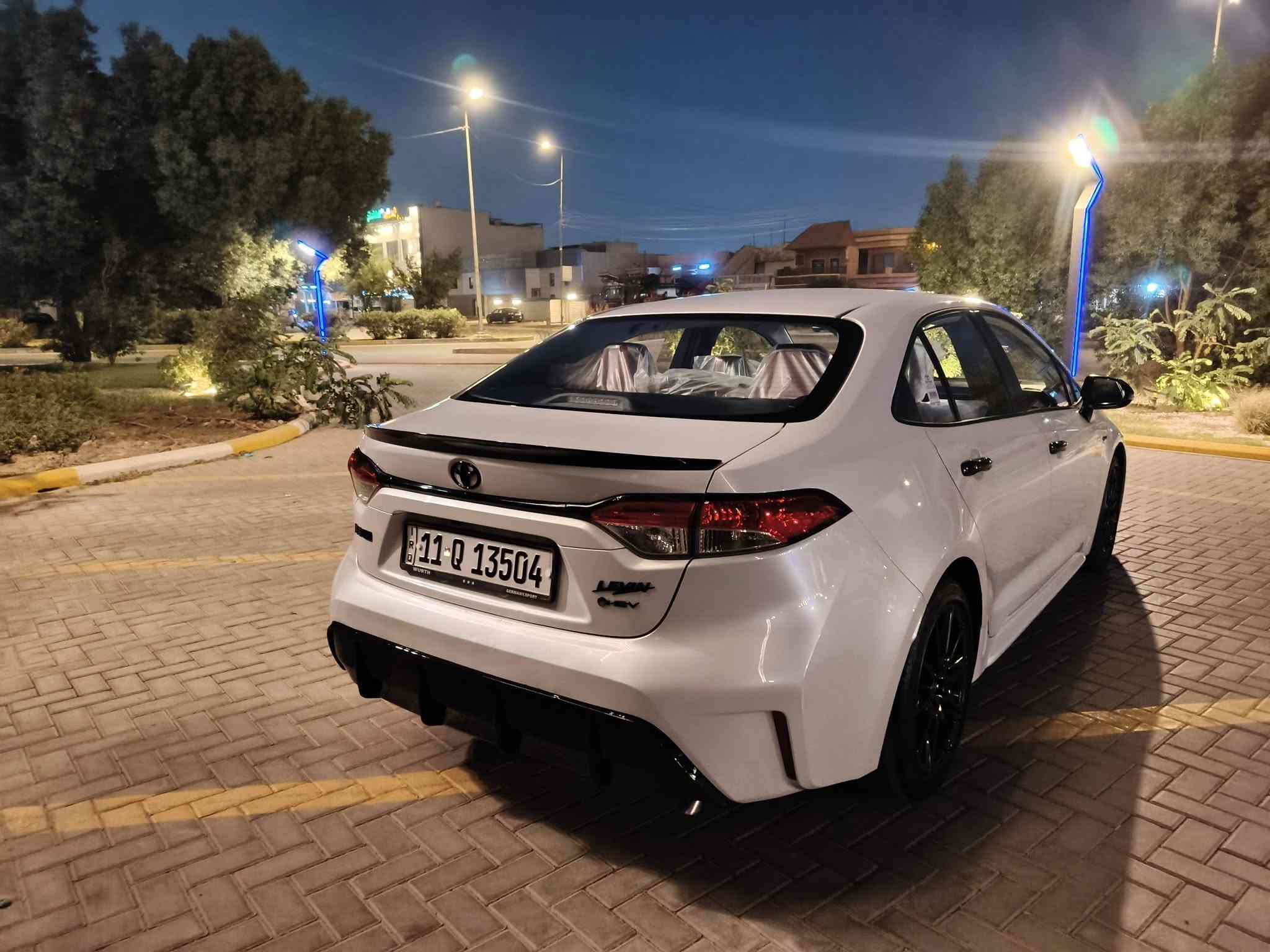 كورلا بلاك ادشن • ٢٠٢٥ • هايبرد
