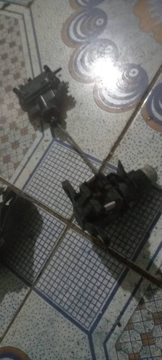 مرسيدس • قطع غيار • القرنة
