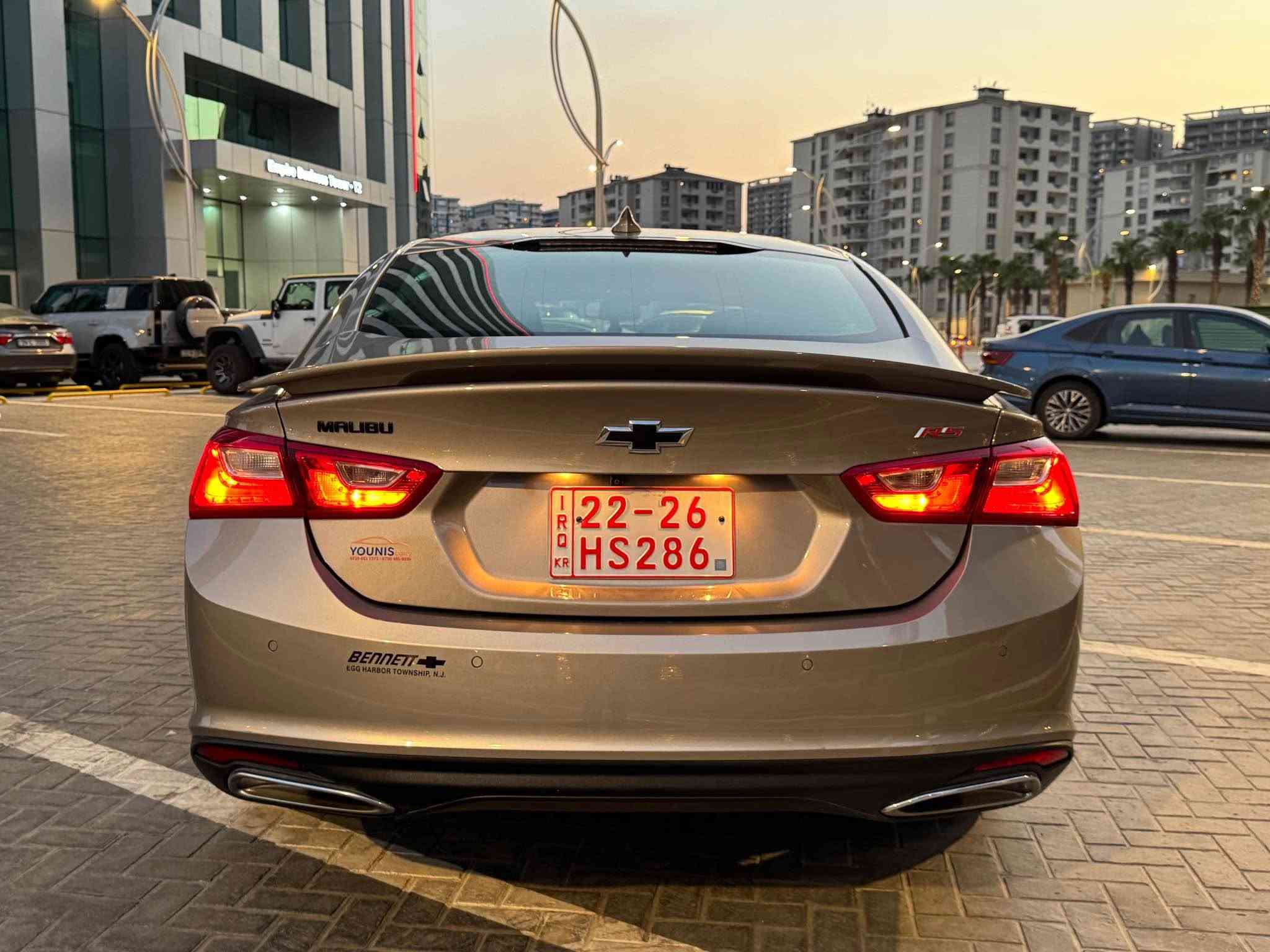 Chevrolet Malibu 2024
ماشاللة سيارة زيرو

مواصةفات RS
ماشى 3000 
شاشة كبير بسمة شغال

رادار كوشنات كهرباى
كاميرا حاسة خلفى
ويل كروم كبير بيلادى

محرك 1.5 توربو

سيارة بجم وخلف كپس 
ارباگات كل سليم %100 بيلادى ما طاق

بس جاملغين سبغ شفت رقم شانصى
سيارة مابى نقص جاهز 
رقم كاتى شرط ترقيم شيمالى
عنوان اربيل
سعر بلاش 119 
***********
*********** أربيل, العراق
