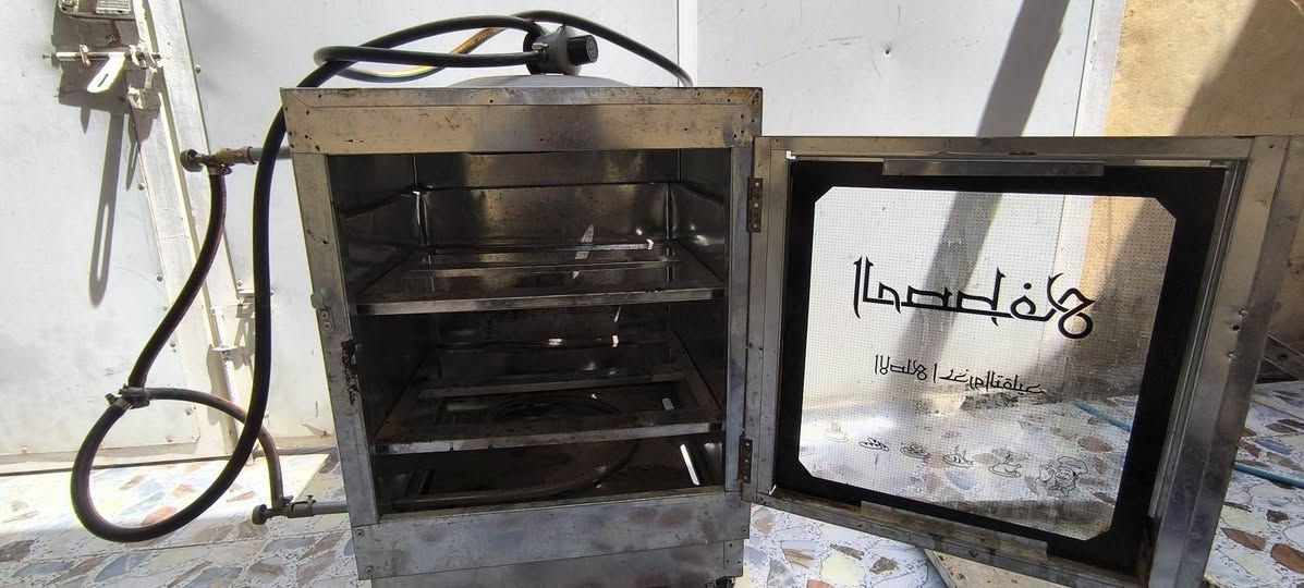 فرن غازي + طباخ لبيع
يستعمل لكافة انواع الشوي مع منظم غاز وتقسيم وصوندا  ٢متر 
بسعر ٤٠ وبي مجال

طباخ جديد يحتوي على اربع عيون استعمال قليل  مع منظم مع صوندا 30 وبي مجال 
 
عنوان كوت حي الحكيم مجمع البركة 
رقم الهاتف ***********
