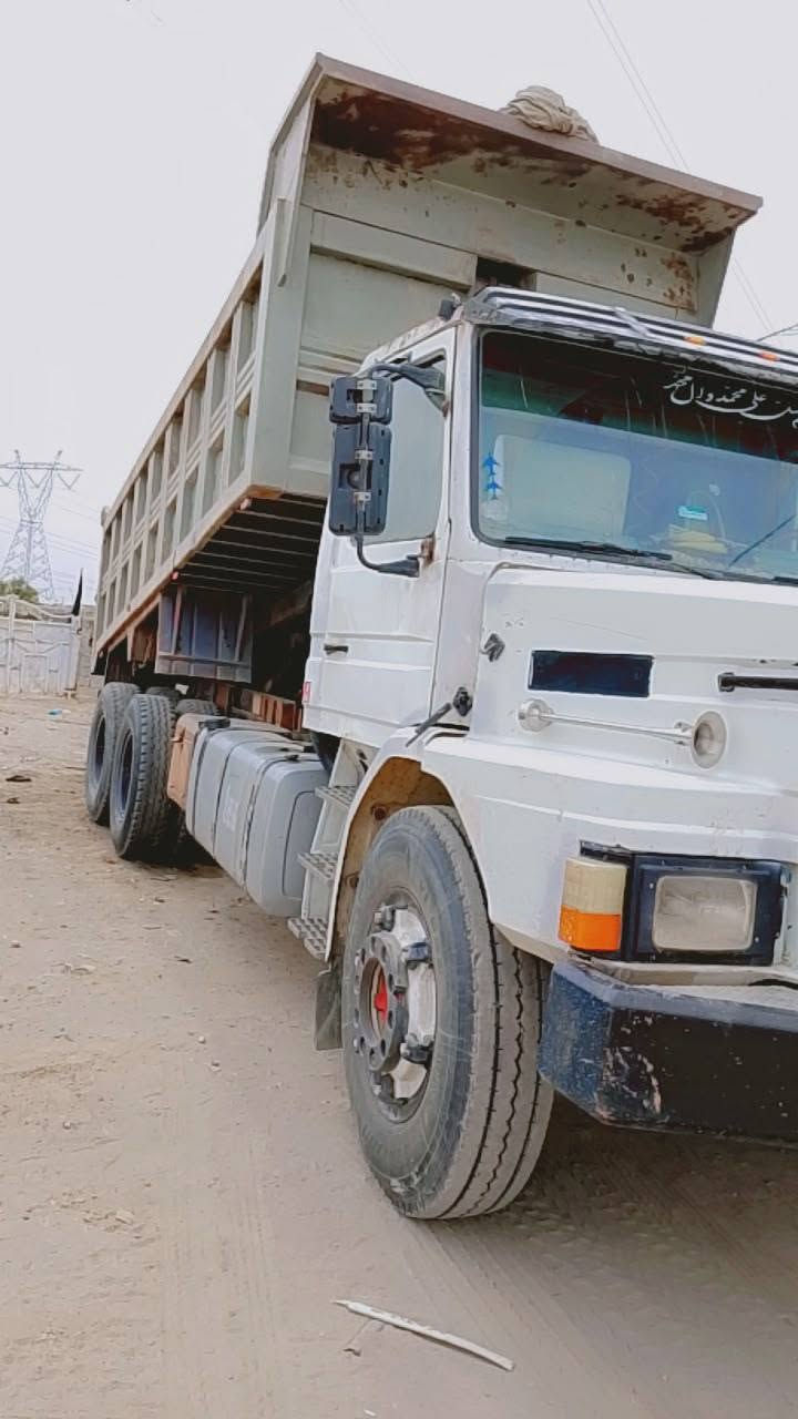 سكانيه ١٢ونص مديل ٩١ كير ٥ب٥ نص جيف رقم دياله بسامينا السعر ١٥٥ وبيه مجال *********** بغداد
