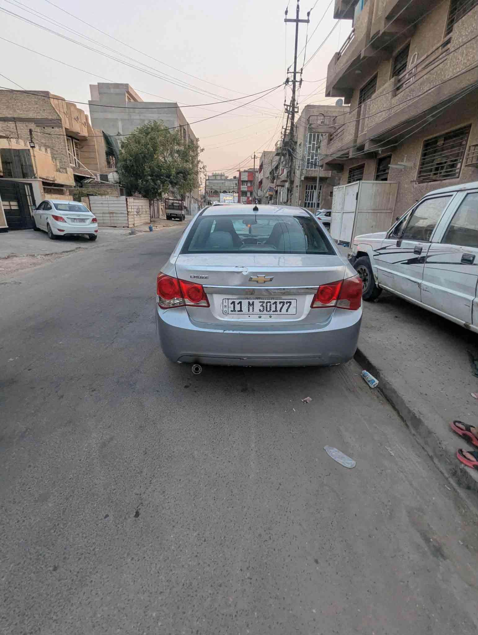 سلام عليكم للبيع فقط شوفر كروز موديل 13 وارد امريكي مكينه 1800 دوش بدون صرف ولاتبخير كير اوتو تبريد شغال تخم تايرات جدد سياره بسمي مشروع وطني رقم انكليزي جديد بغداد وهزه جديده وسنويه جديده حادثه بنيد وجاملق امامي بدون دواخل مبدلات فقط جارده سياره يحتاج صبغ عام وبيهه ضربه بل باب طخاهه ابوتكتك طخه خفيفه فقط وعفته ماسويته مستعجل علا بيعته سعره 60 وبيهه مجال مكاني بغداد المشتل رقمي بي وتساب *********** بشرط تحويل السياره
