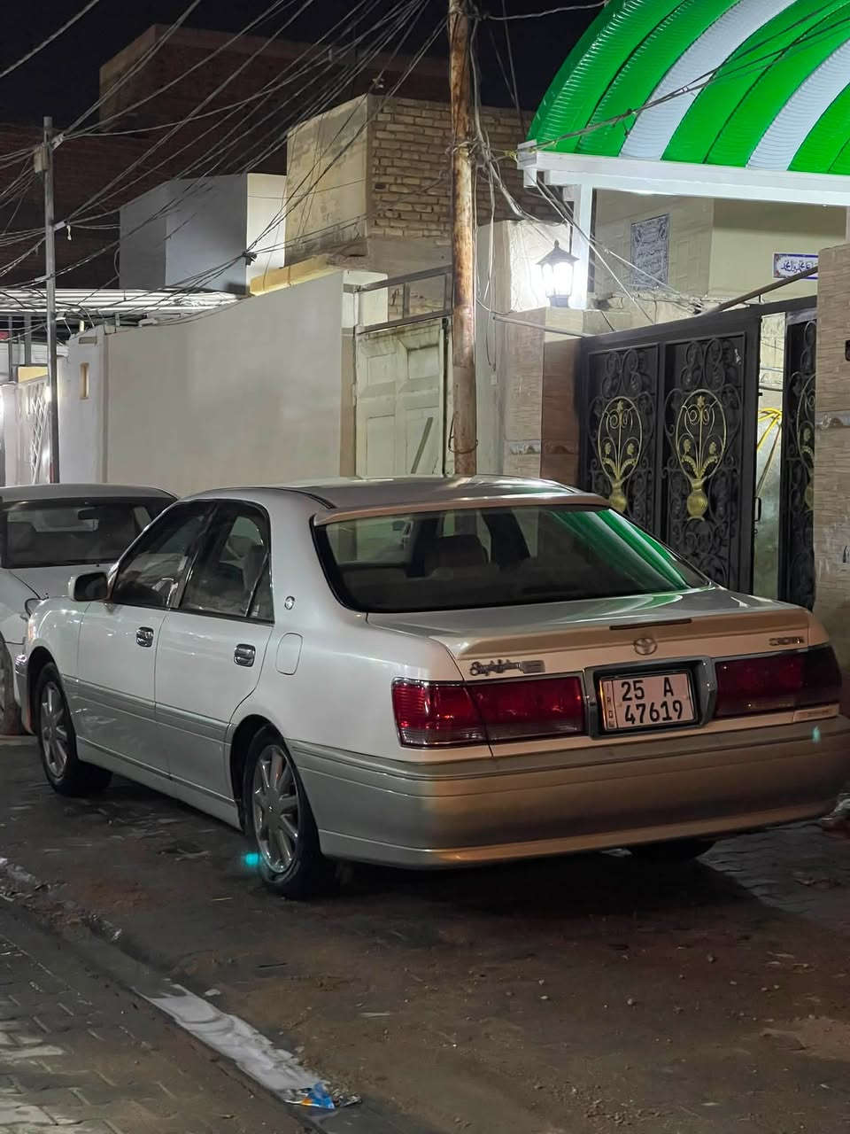 السلام عليكم
للبيع 
ملكه موديل 2003/ 
 2 دكم اصل
رقم كركوك انكليزي مداور ثاني يوم
 السياره كفاله عامه من الكص والضربه والعيب الشرعي 
شاصي 71
مكينه ديفور الصغير  
تبريد قطعتين شغال 
كشنات كهربائيه 
الايت زنون 
كرستال اصل سياره 
السياره جاهزه عل اخر حبايه
من محرك وكير و حداديه تبريد ثلج

الشراي يتصل 
مكاني نجف  
🛑اتصال او واتساب *********** 🛑
