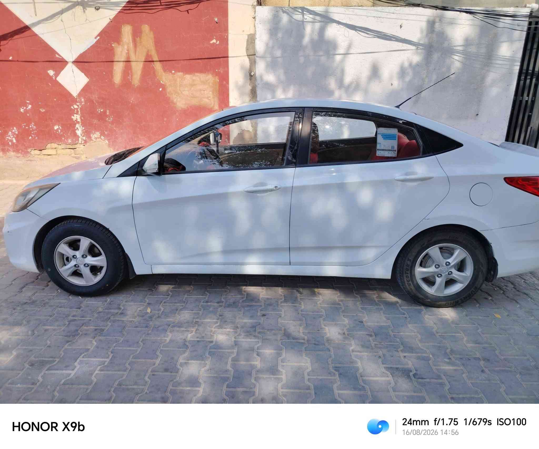 اكسنت للبيع موديل 2014 محرك 1600 دوش قطرتين المرغوب تبريد شغال سياره جاهزه بيه باردات مأشرات بالصور حداديه جديده محرك جديد السعر 90  وبيه مجال للاستفسار ***********
