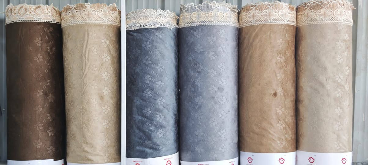 غطاء ديوان مانع انزلاق و وقديفة و ابو الحبيبات العرض 85 السعر فقط 3000 يوجد توصيل  ***********
