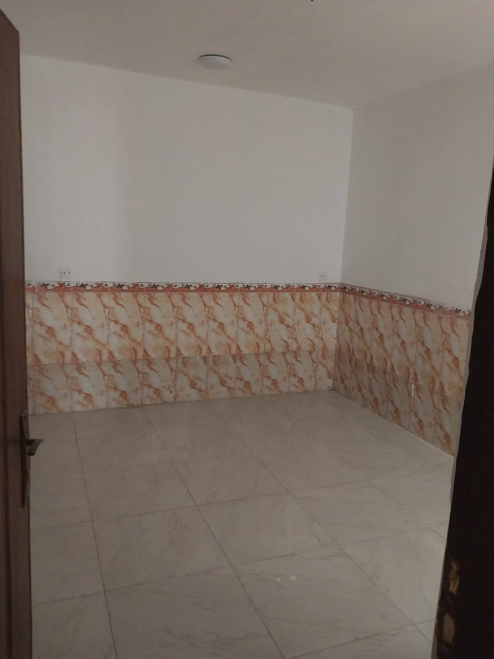 بداية الحسينيه • ٧٥م • ٣غرف