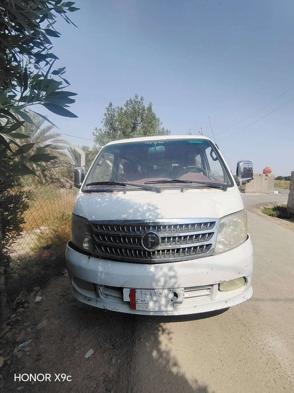 سلام عليكم فتون لا بيع موديل 14كفاله عد الدواير بيهن خياس السعر 75 مطلوبه هيئة  ظريبه ينقطعن من سعرهه بسمي حره ***********

نص مكتوب في الصور:
- HONOR X9c